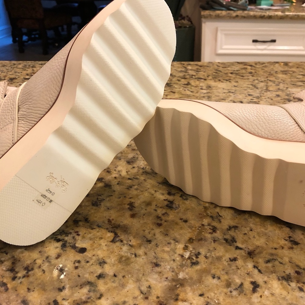 New Coach Urban Hiker Booties - Picture 4 of 6